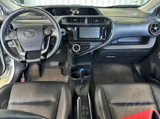 TOYOTA豐田 PRIUS C  第4張相片