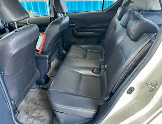 TOYOTA豐田 PRIUS C  第6張相片