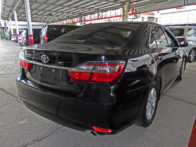 TOYOTA豐田 CAMRY  第2張相片
