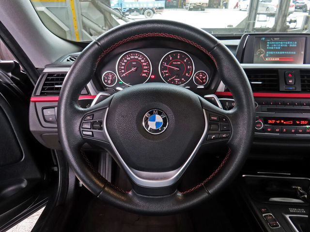 BMW寶馬 320D GT  第10張相片