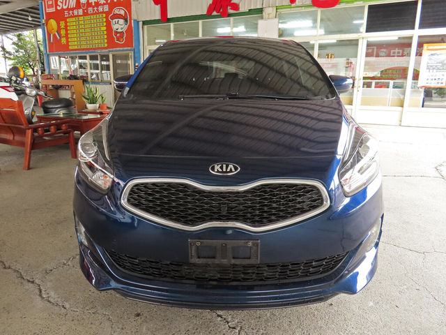 KIA起亞 CARENS  第3張相片