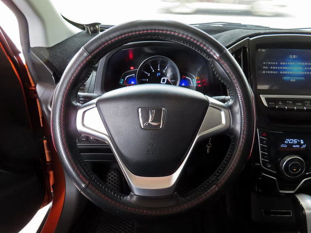 LUXGEN納智捷 U6 TURBO  第19張相片
