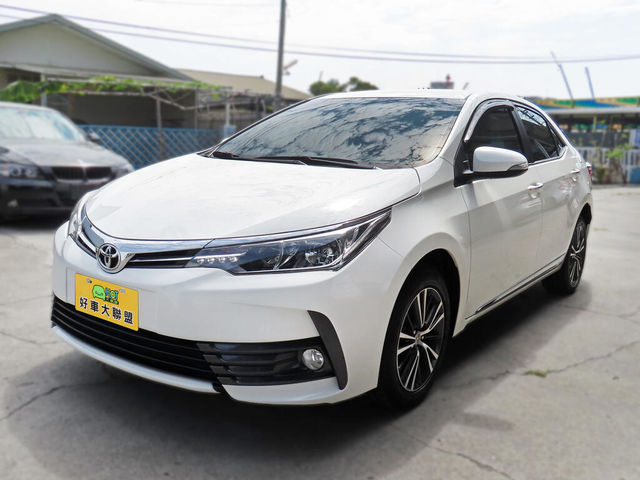 TOYOTA豐田 ALTIS  第1張相片