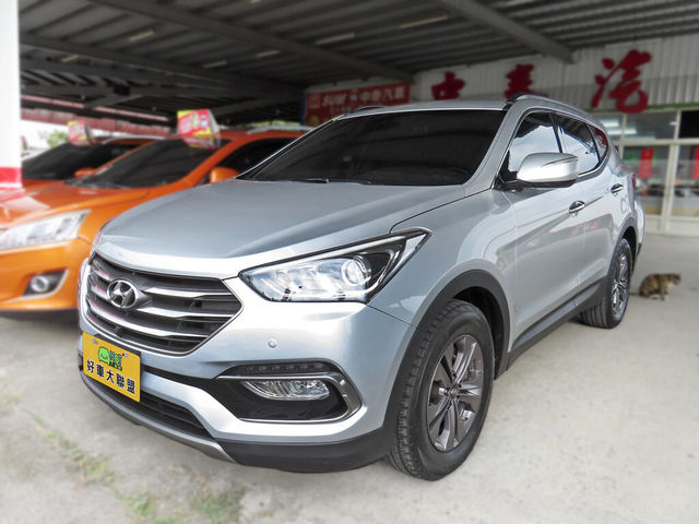 HYUNDAI現代 SANTA FE  第1張相片