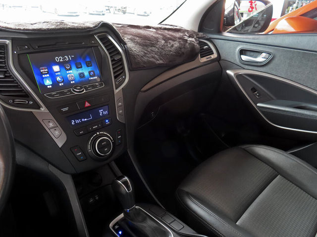 HYUNDAI現代 SANTA FE  第11張相片