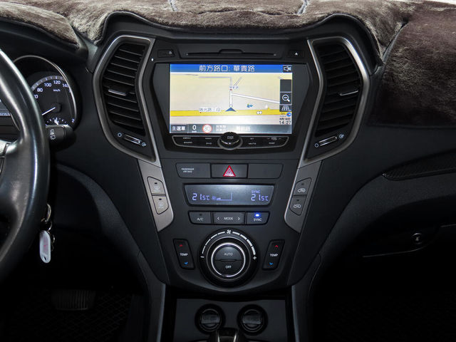 HYUNDAI現代 SANTA FE  第14張相片