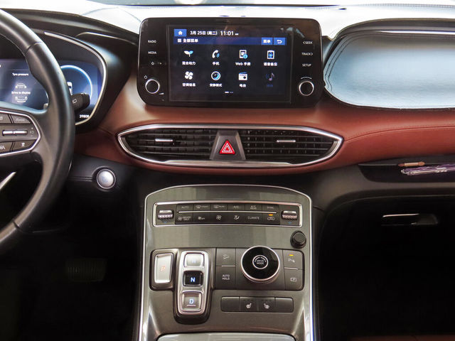 HYUNDAI現代 SANTA FE  第14張相片