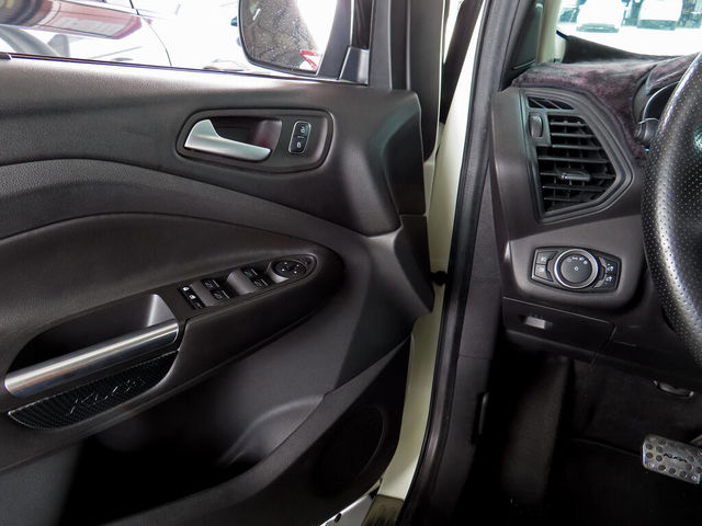 FORD福特 KUGA  第9張相片