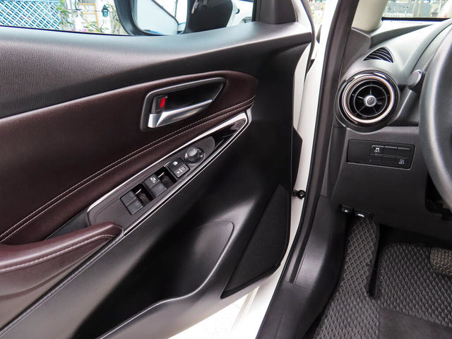 MAZDA馬自達 MAZDA 2  第10張相片