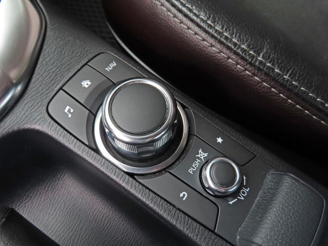 MAZDA馬自達 MAZDA 2  第16張相片