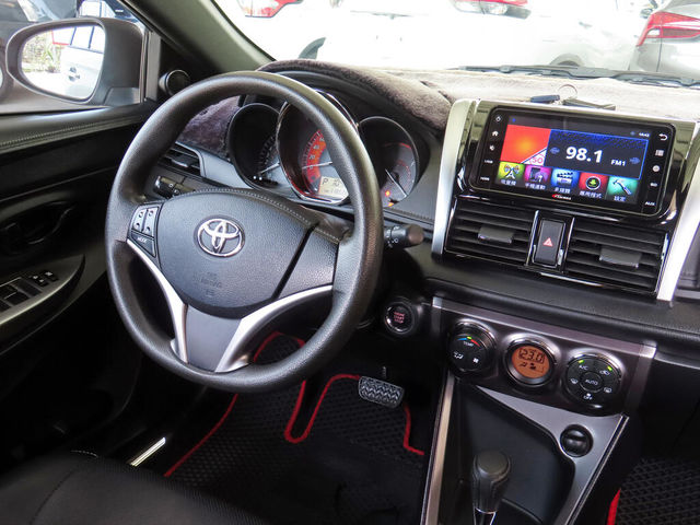 TOYOTA豐田 YARIS  第17張相片
