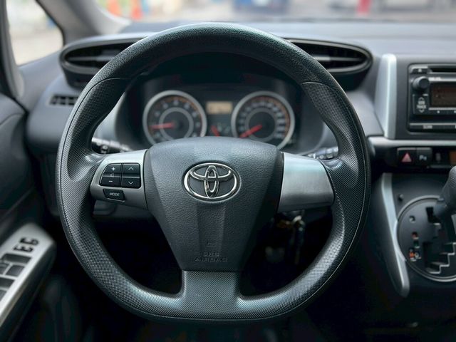 TOYOTA豐田 WISH  第9張相片