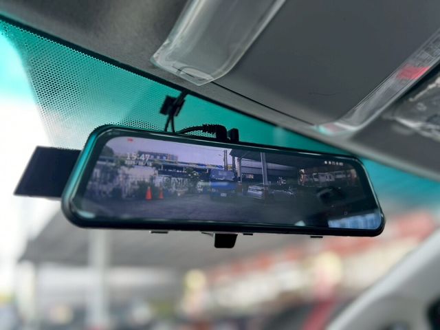 TOYOTA豐田 WISH  第14張相片