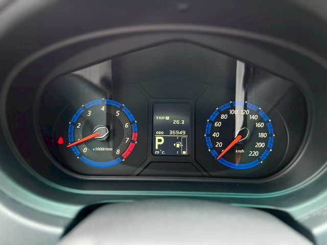 MITSUBISHI三菱 COLT PLUS  第5張相片