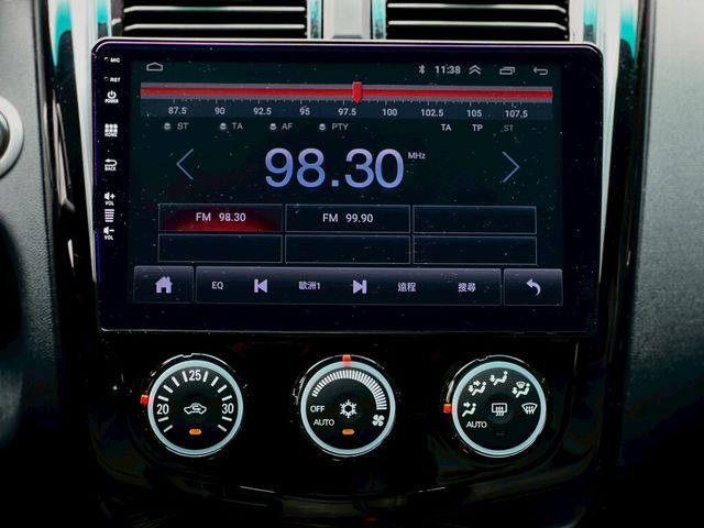 MITSUBISHI三菱 COLT PLUS  第10張相片