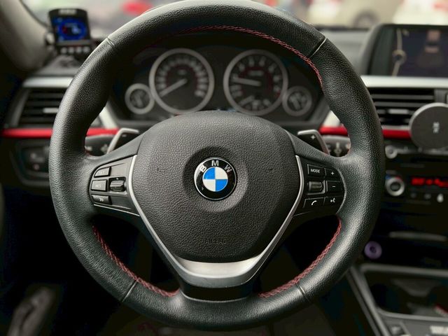 BMW寶馬 320I M SPORT  第10張相片