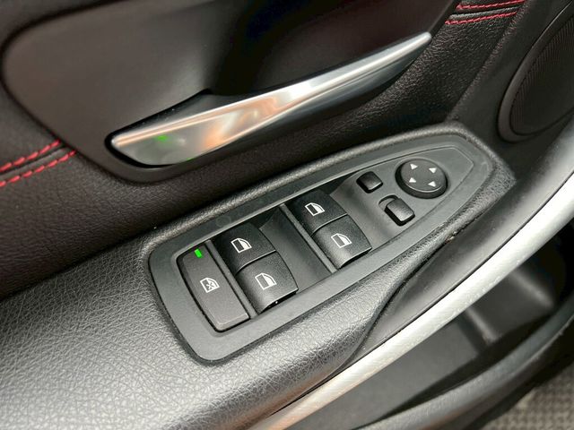 BMW寶馬 320I M SPORT  第14張相片