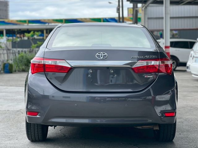 TOYOTA豐田 ALTIS  第4張相片