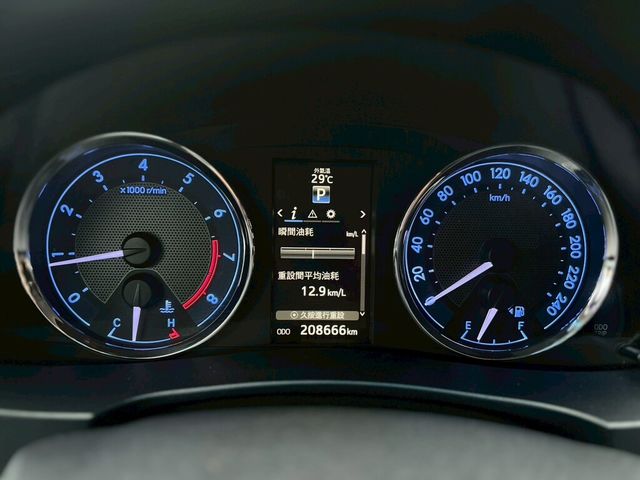 TOYOTA豐田 ALTIS  第5張相片
