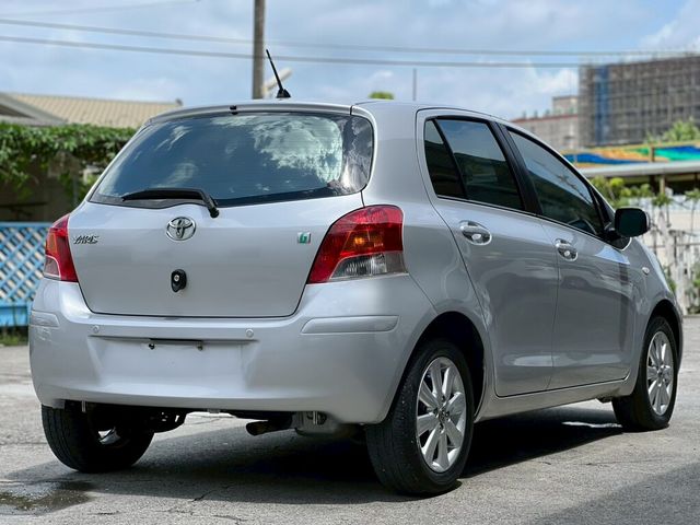 TOYOTA豐田 YARIS  第2張相片