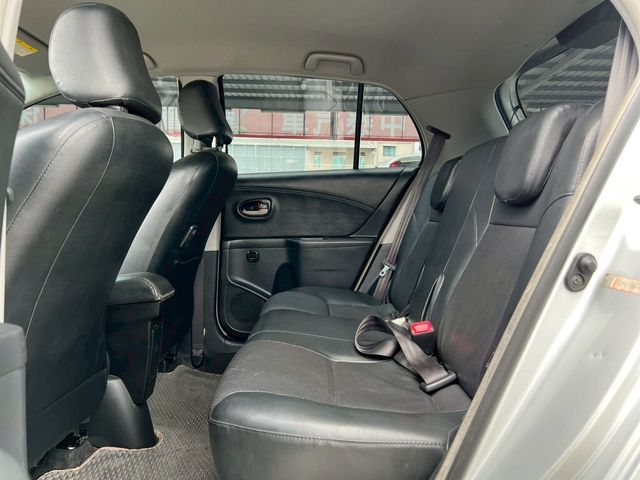 TOYOTA豐田 YARIS  第17張相片