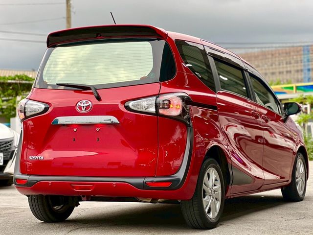 TOYOTA豐田 SIENTA  第2張相片