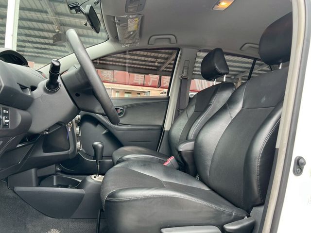 TOYOTA豐田 YARIS  第14張相片