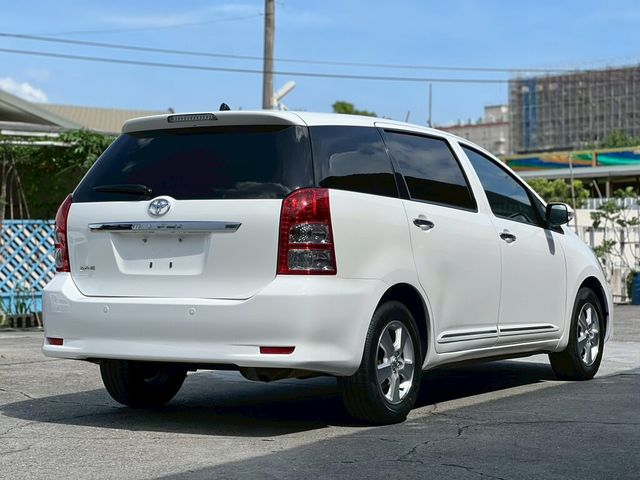 TOYOTA豐田 WISH  第2張相片