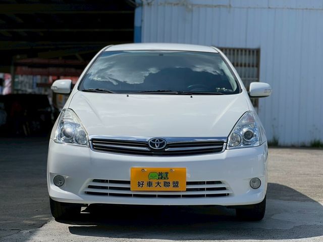 TOYOTA豐田 WISH  第3張相片