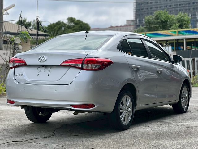 TOYOTA豐田 VIOS  第2張相片
