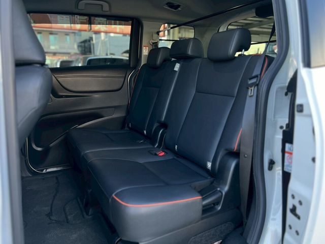 TOYOTA豐田 SIENTA  第18張相片