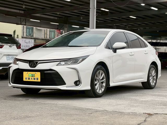 TOYOTA豐田 ALTIS  第1張相片