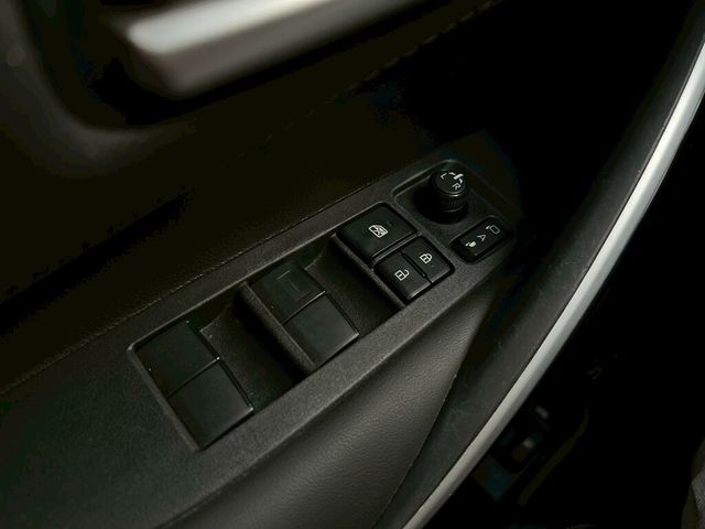 TOYOTA豐田 ALTIS  第14張相片