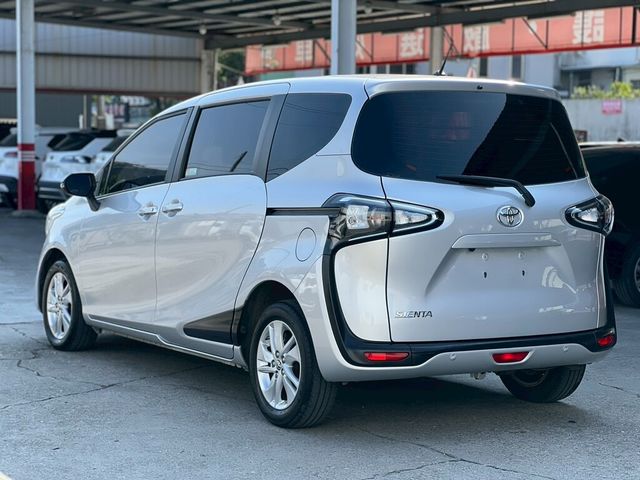 TOYOTA豐田 SIENTA  第8張相片