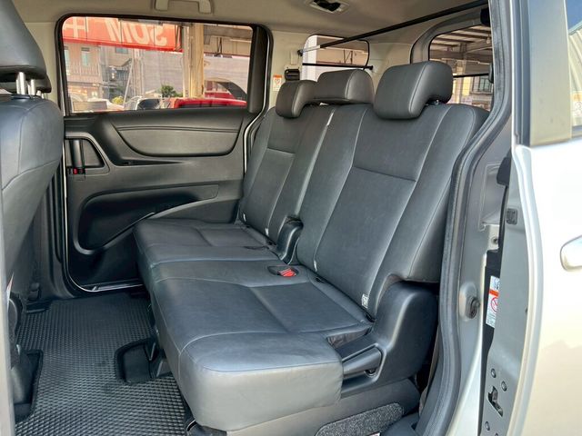 TOYOTA豐田 SIENTA  第17張相片