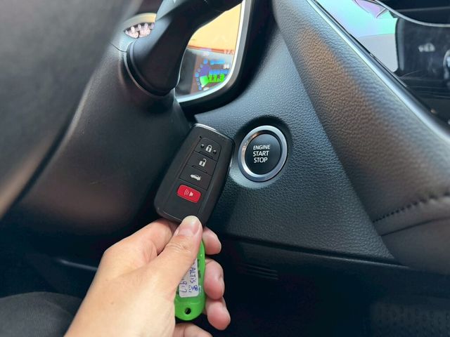 TOYOTA豐田 ALTIS  第13張相片