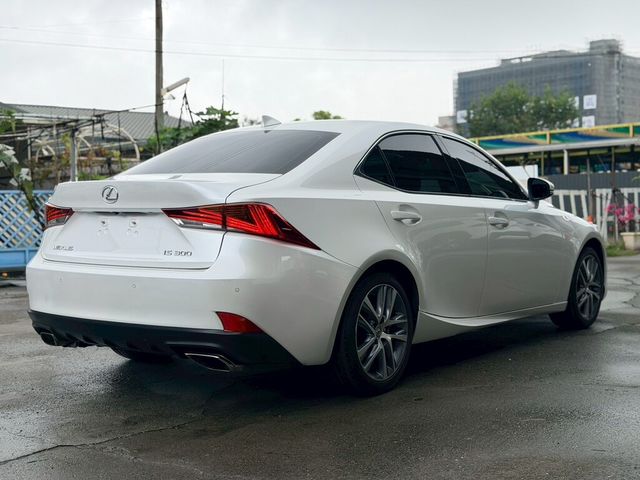 LEXUS凌志 IS 300  第4張相片