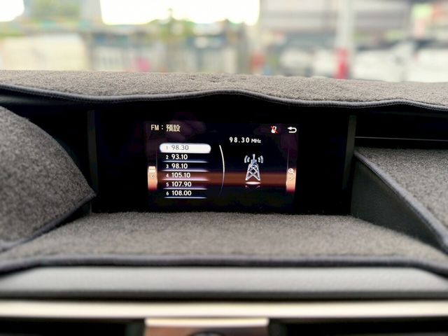 LEXUS凌志 IS 300  第10張相片