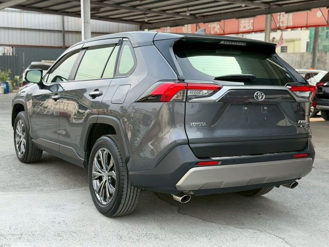 TOYOTA豐田 RAV4  第6張相片