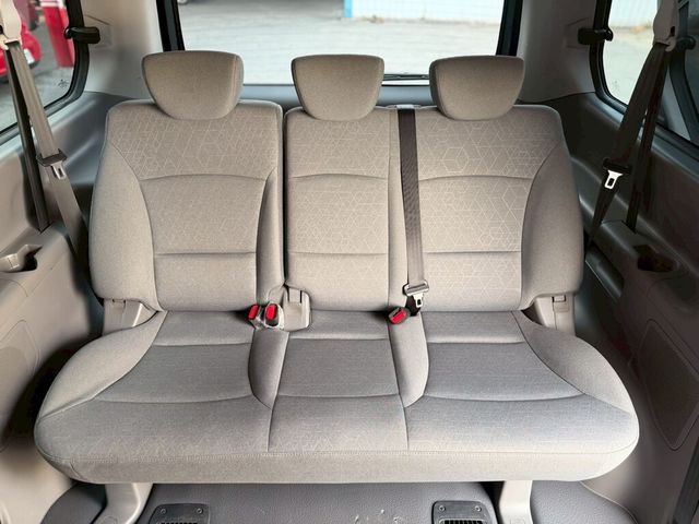 HYUNDAI現代 STAREX  第18張相片