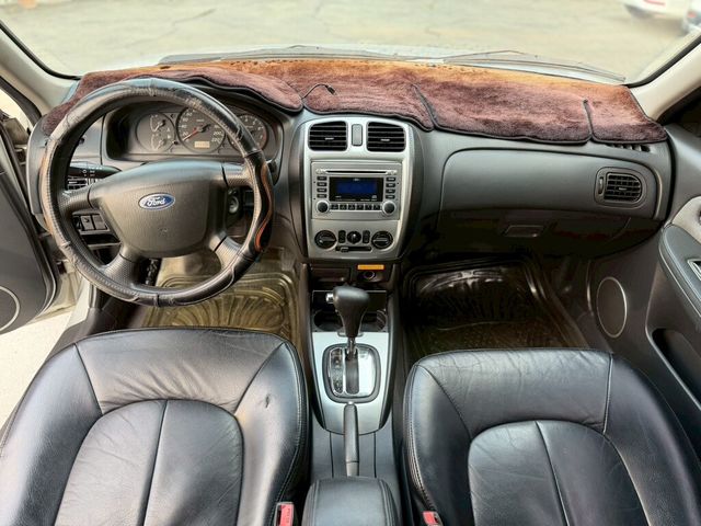 FORD福特 TIERRA ACTIVA  第7張相片