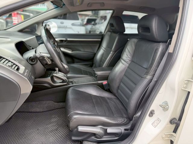 HONDA本田 CIVIC  第13張相片