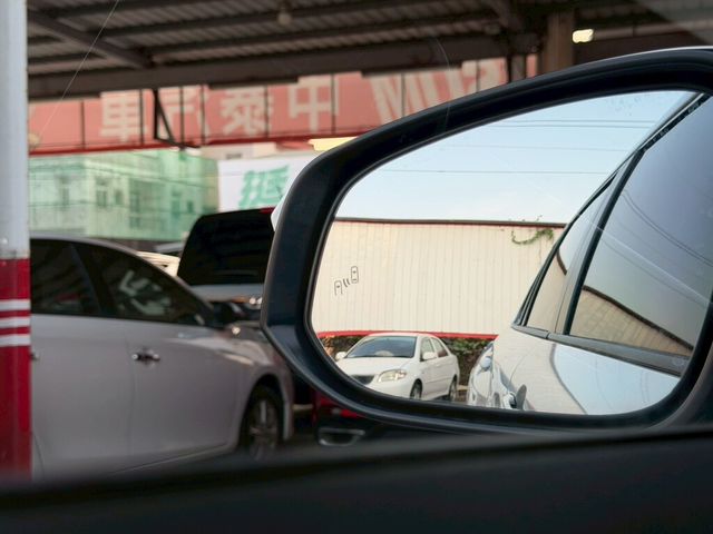 TOYOTA豐田 COROLLA CROSS  第16張相片