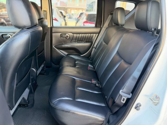 NISSAN日產 LIVINA  第14張相片