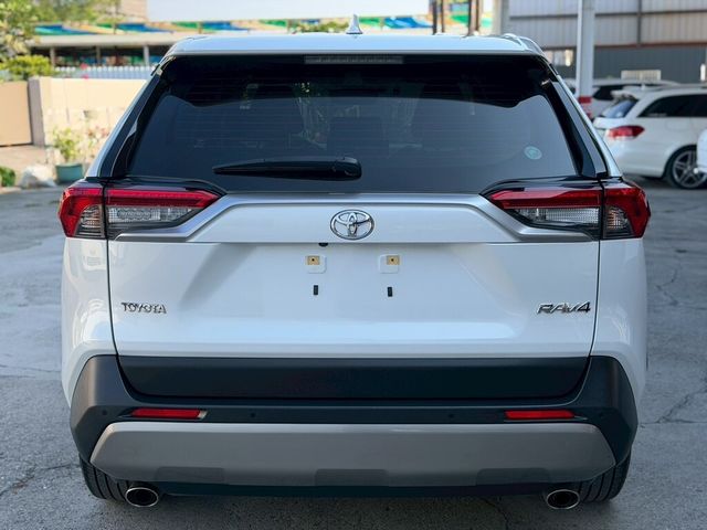 TOYOTA豐田 RAV4  第5張相片