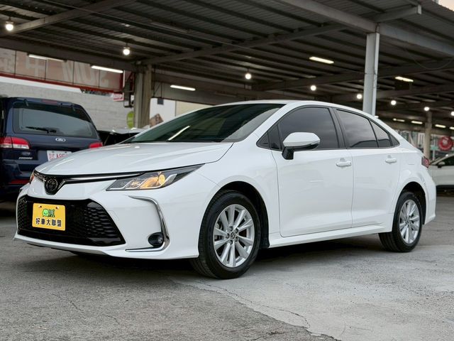 TOYOTA豐田 ALTIS  第1張相片