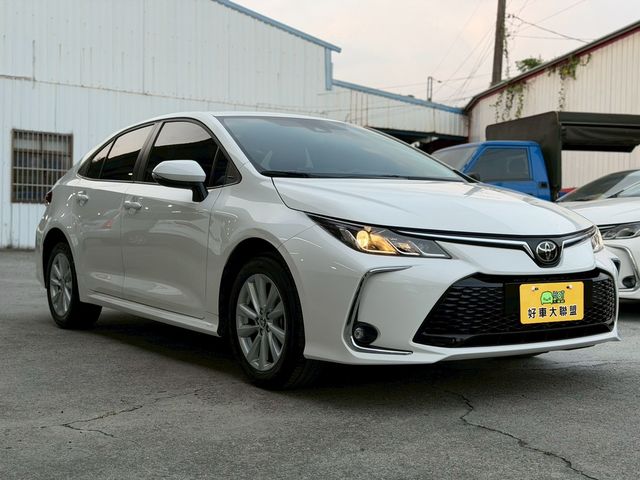 TOYOTA豐田 ALTIS  第3張相片