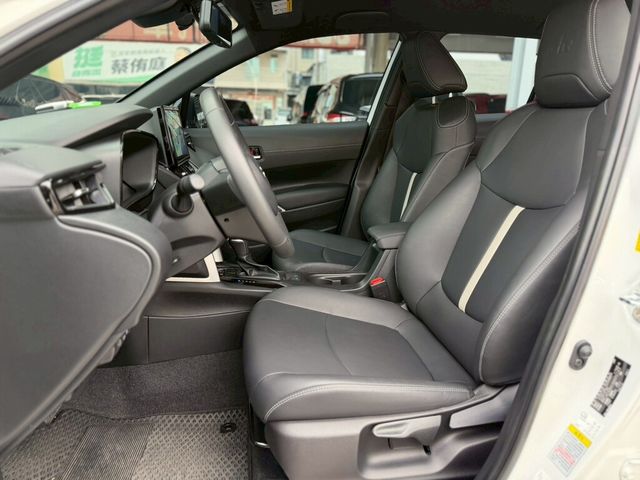 TOYOTA豐田 COROLLA CROSS HYBRID  第16張相片