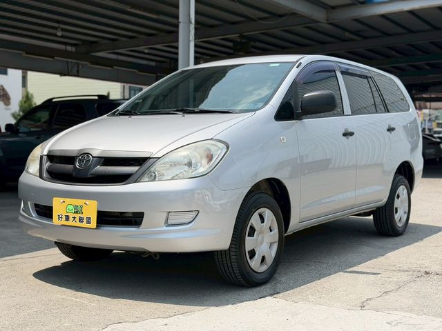 TOYOTA豐田 INNOVA  第1張相片