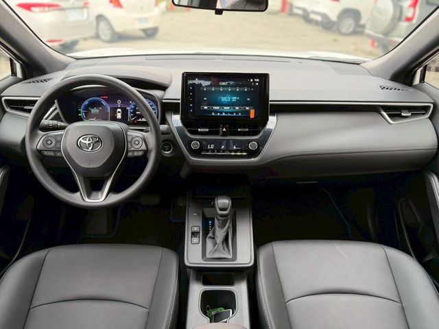 TOYOTA豐田 COROLLA CROSS HYBRID  第5張相片